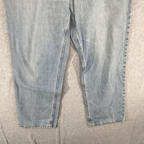 LL Bean Straight Leg Jeans Mens Size 38 x 30 Blue StoneWash Relaxed Fit Vintage - Picture 3 of 10